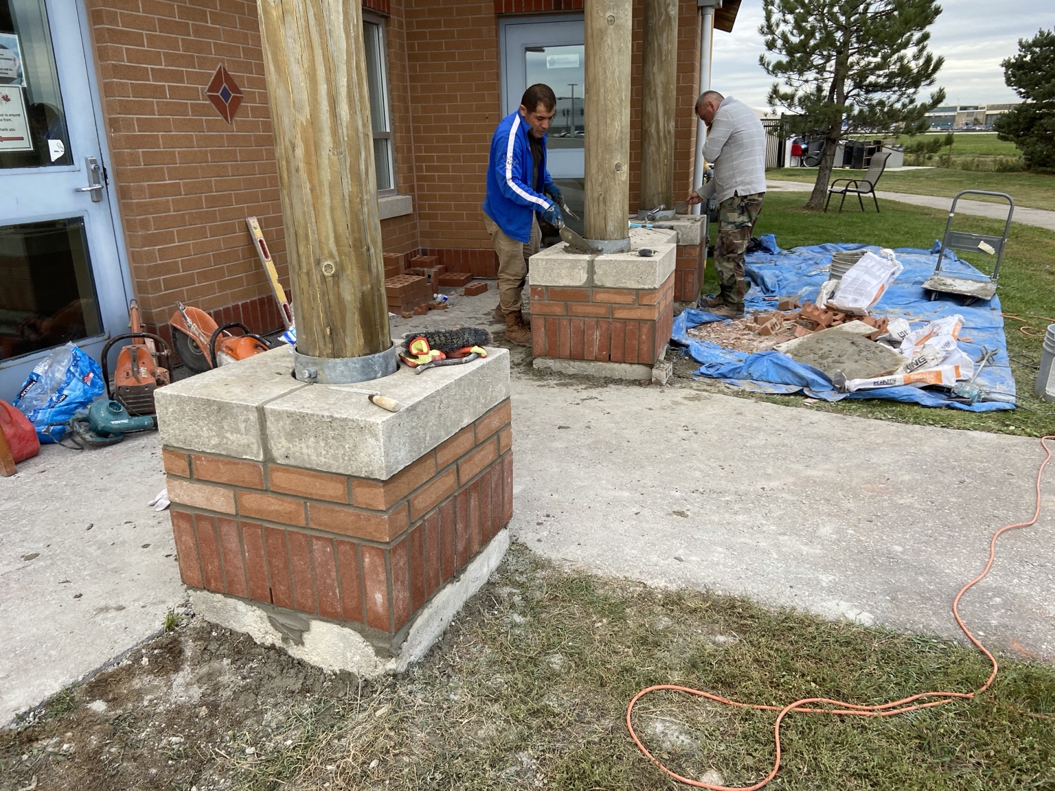 Masonry repair around building columns